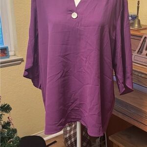 Chic Women's Purple Blouse with Button Detail
